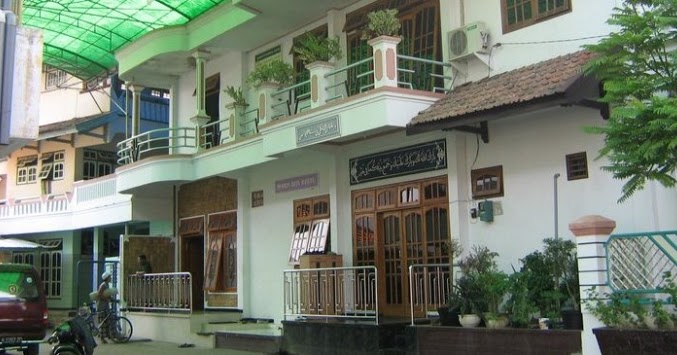 Mamba'ul Ulumi Asy Syar'iy: Cultivating Knowledge in the Heart of Cilacap Life